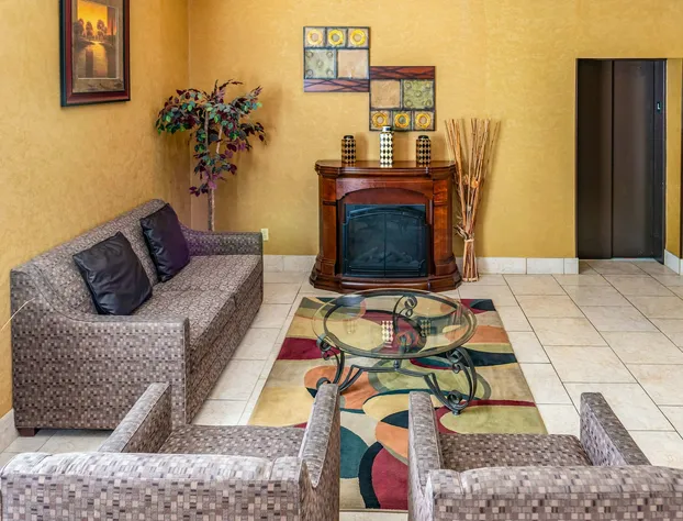 Quality Inn & Suites hotel detail image 2