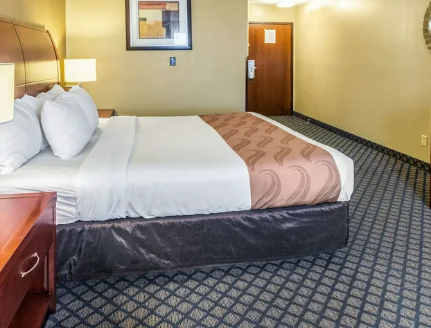 Quality Inn & Suites hotel detail image 4