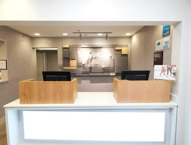 Holiday Inn Express Alpharetta - Roswell by IHG hotel detail image 2