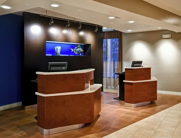 Courtyard By Marriott Cape Cod Hyannis hotel detail image 1