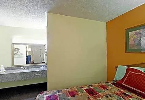 Rodeway Inn hotel detail image 3