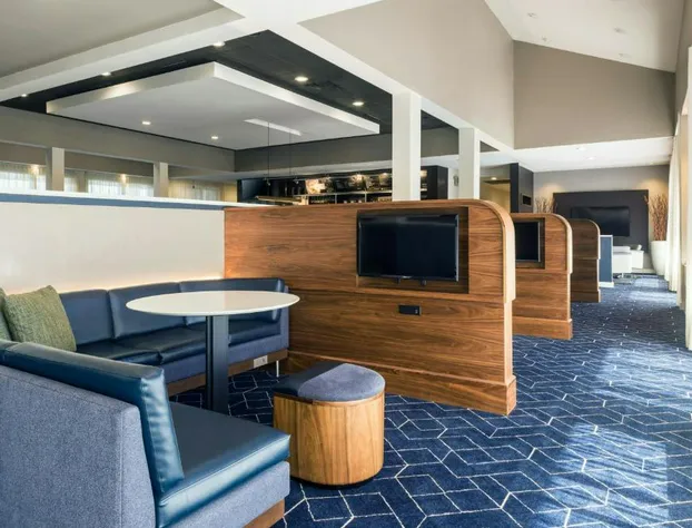 Courtyard Phoenix North by Marriott hotel detail image 4