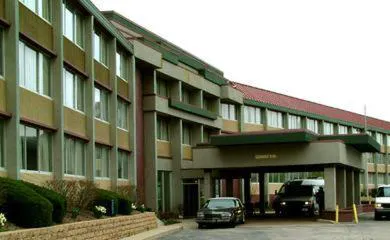 Best Western Plus Chicago Hillside hotel detail image 2