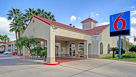 Motel 6 Edinburg, TX hotel detail image 2