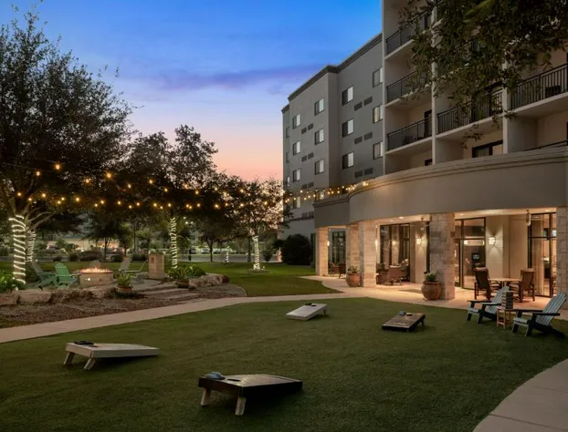 Courtyard by Marriott San Antonio Six Flags at The Rim hotel detail image 3