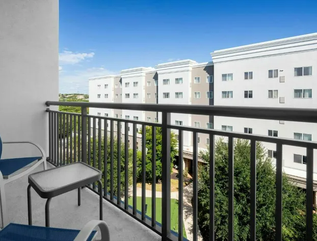 Courtyard by Marriott San Antonio Six Flags at The Rim hotel detail image 4