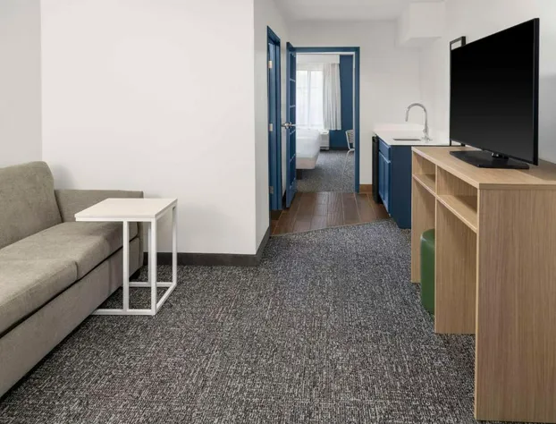 Spark by Hilton Lansing hotel detail image 4