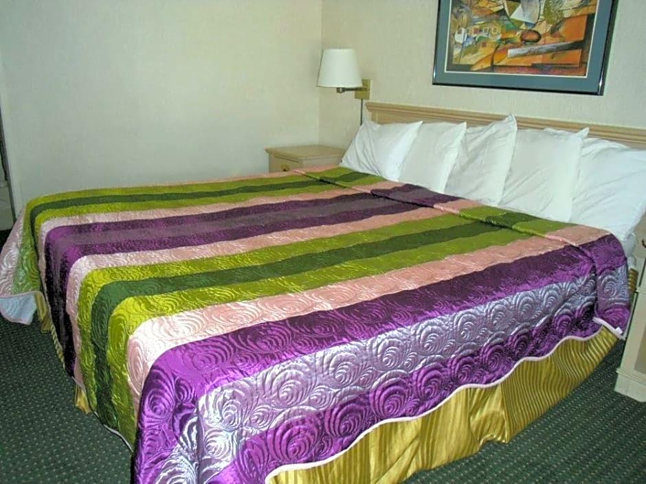 Travellers Inn hotel hero
