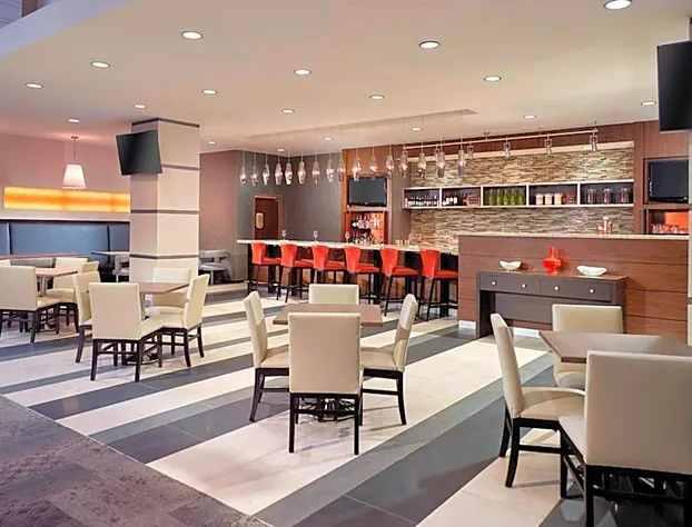 Courtyard Atlanta Decatur Downtown/Emory hotel detail image 4