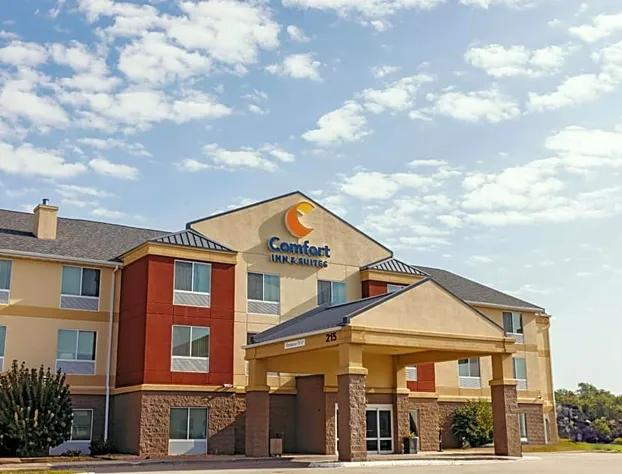 Comfort Inn & Suites Ankeny - Des Moines hotel detail image 1