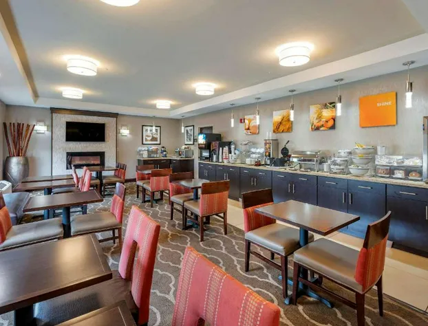 Comfort Suites Columbus West - Hilliard hotel detail image 4