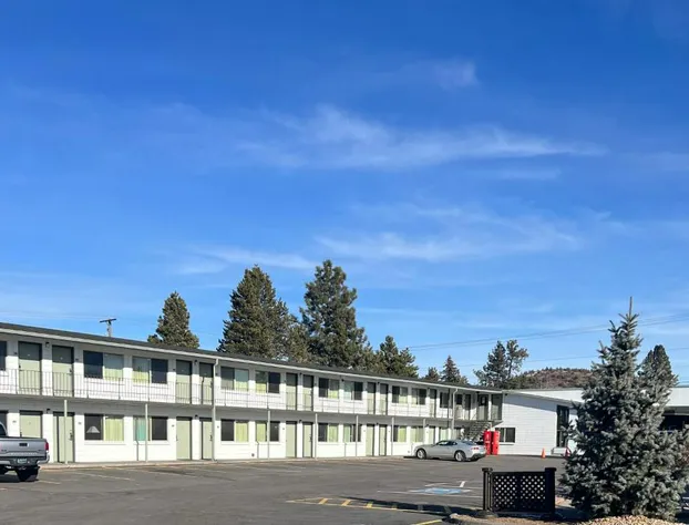 Bend Inn & Suites hotel detail image 1