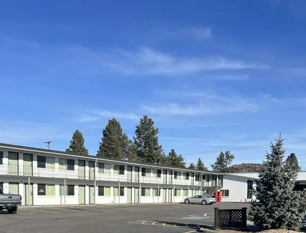 Bend Inn & Suites hotel detail image 2