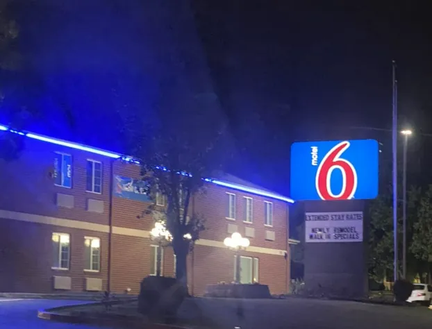 Motel 6 Tulsa, OK - CENTRAL hotel detail image 1