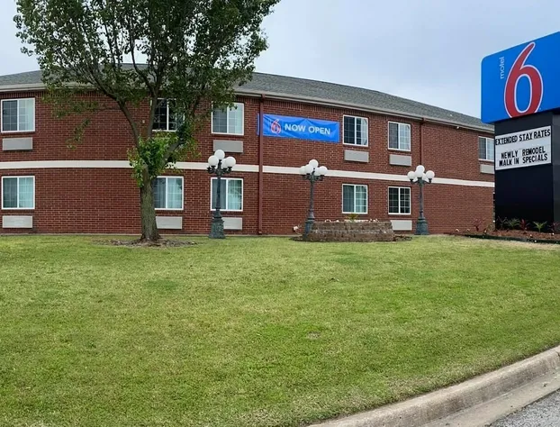 Motel 6 Tulsa, OK - CENTRAL hotel detail image 4