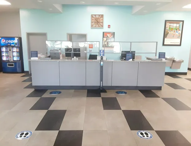 Howard Johnson by Wyndham Florence hotel detail image 2