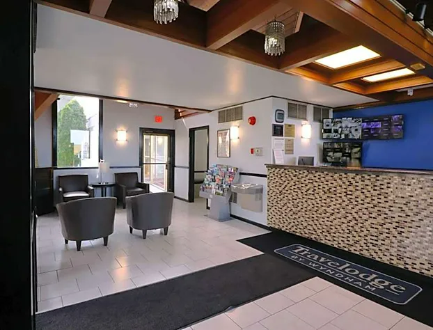 Travelodge by Wyndham Milwaukee hotel detail image 3