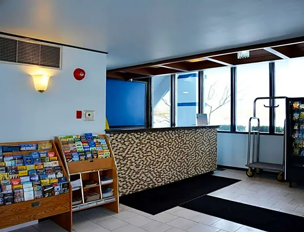 Travelodge by Wyndham Milwaukee hotel detail image 4