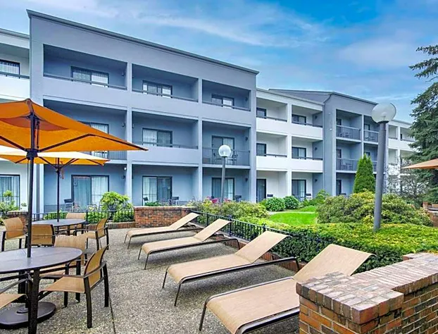 Courtyard by Marriott Chicago Glenview/Northbrook hotel detail image 1