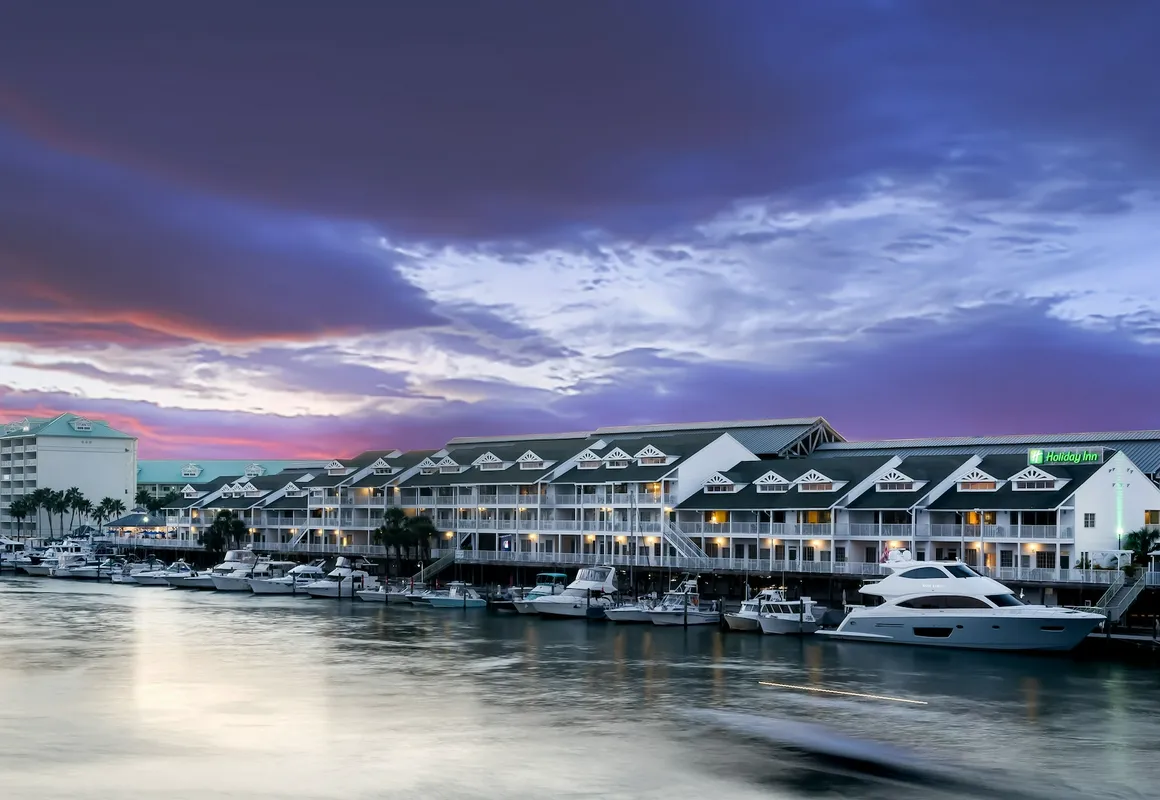 Holiday Inn & Suites Clearwater Beach S-Harbourside by IHG hotel hero