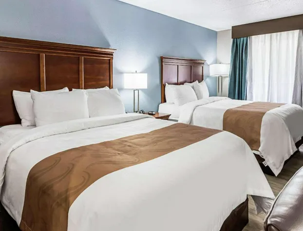 Farragut Inn & Suites hotel detail image 4