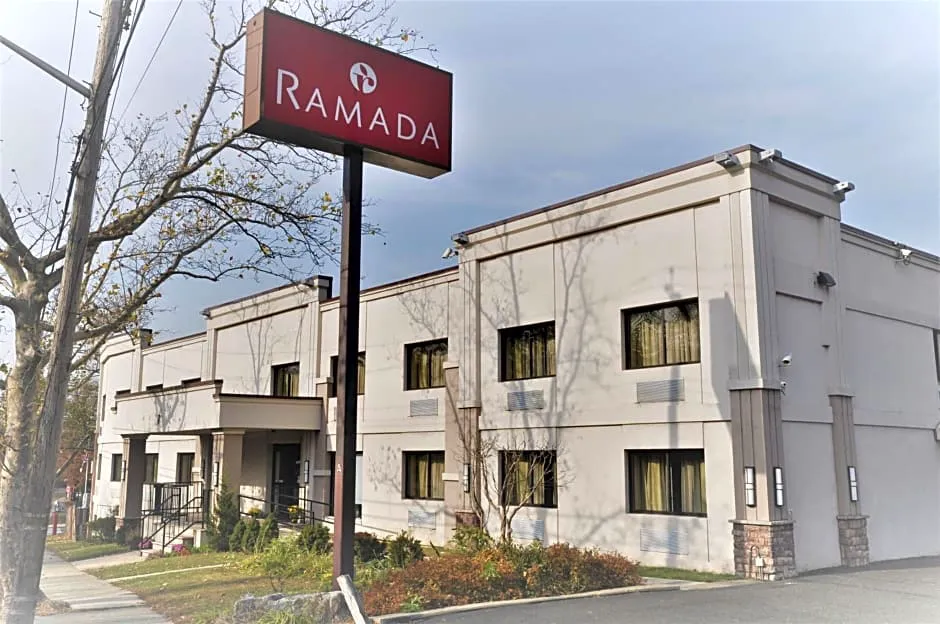 Ramada by Wyndham Staten Island hotel hero