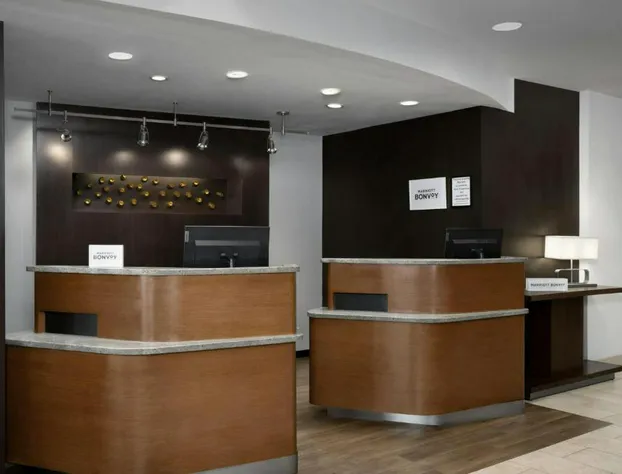 Courtyard by Marriott Lakeland hotel detail image 3