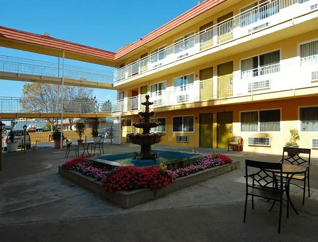 Imperial Inn Oakland hotel detail image 2