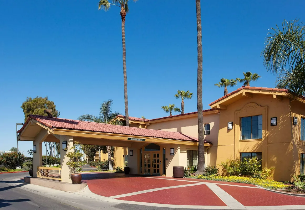 La Quinta Inn by Wyndham Costa Mesa / Newport Beach hotel hero