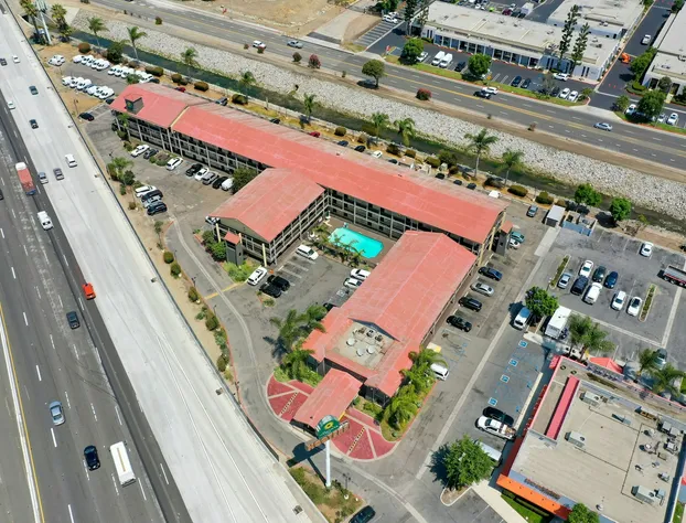 La Quinta Inn by Wyndham Costa Mesa / Newport Beach hotel detail image 1