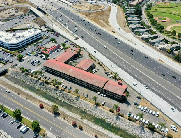 La Quinta Inn by Wyndham Costa Mesa / Newport Beach hotel detail image 4