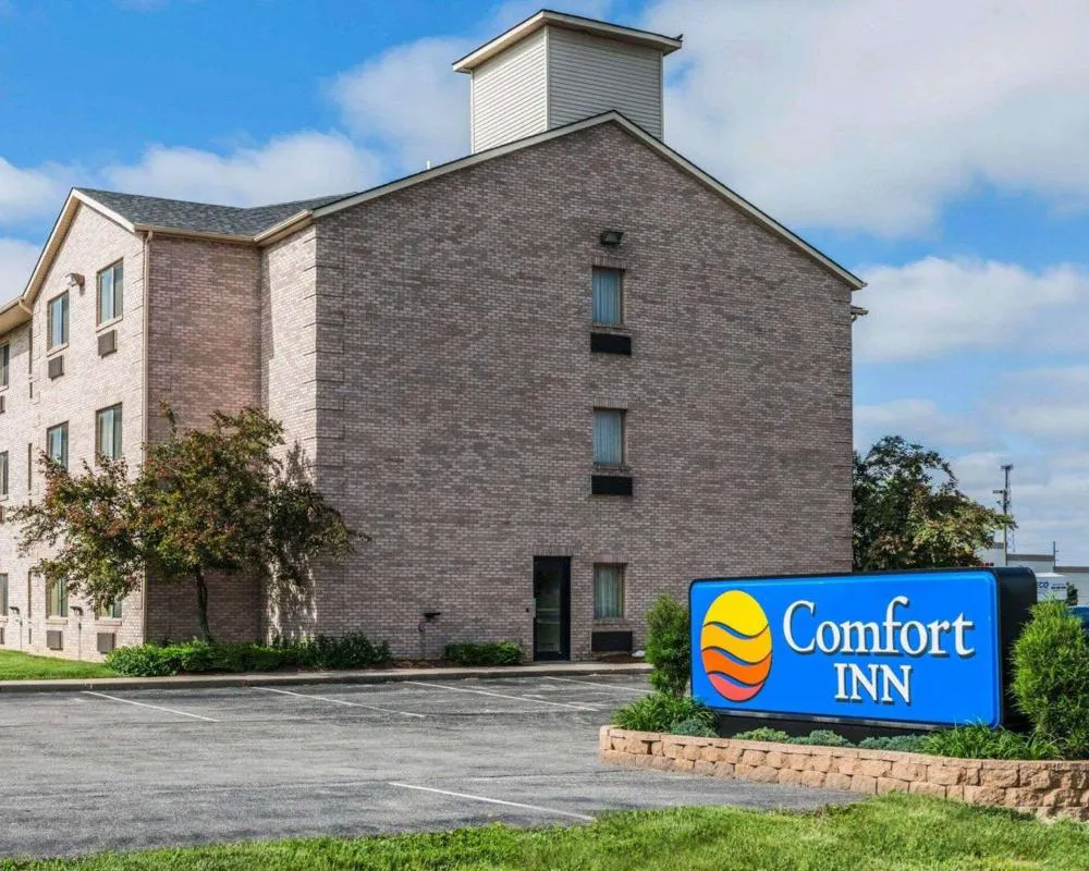 Comfort Inn Avon-Indianapolis West hotel hero