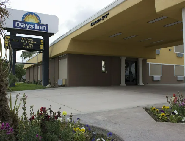 Days Inn by Wyndham Indio hotel detail image 1