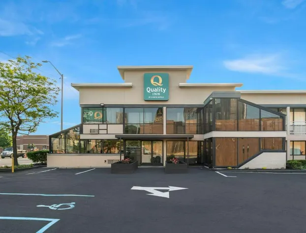 Quality Inn Detroit Downtown hotel detail image 1