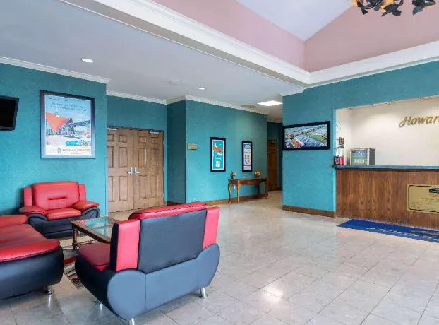 Howard Johnson Hotel & Conference Center by Wyndham Salem hotel detail image 4