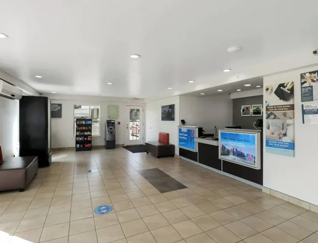 Motel 6 Bryan, TX - University Area hotel detail image 3