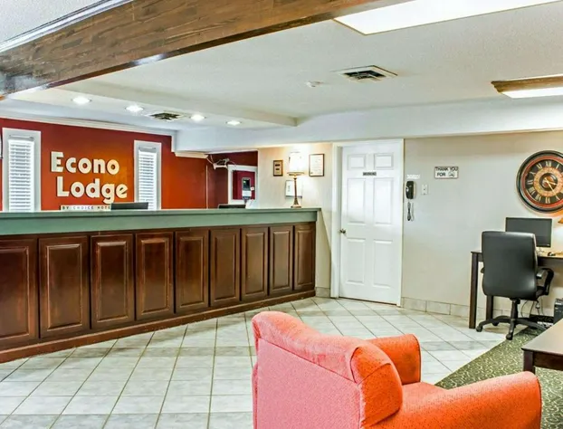 Econo Lodge Burlington I-40 hotel detail image 3