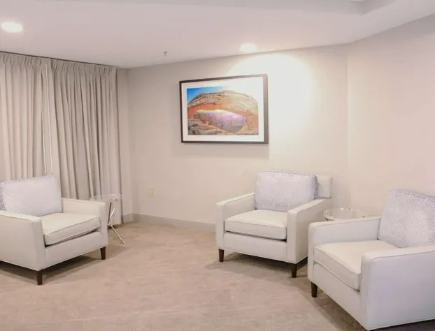 DoubleTree by Hilton Phoenix Mesa hotel detail image 2