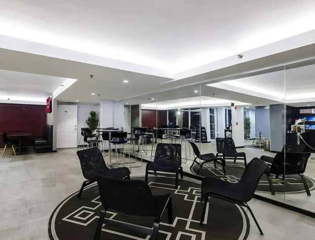 Quality Inn Orlando Near International Drive hotel detail image 4