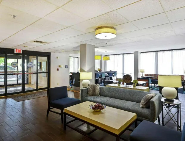 Hampton Inn Detroit/Madison Heights/South Troy hotel detail image 3