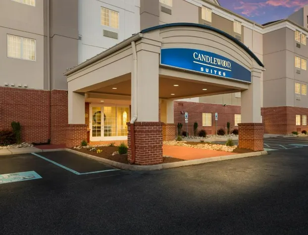 Candlewood Suites Virginia Beach Town Center by IHG hotel detail image 1