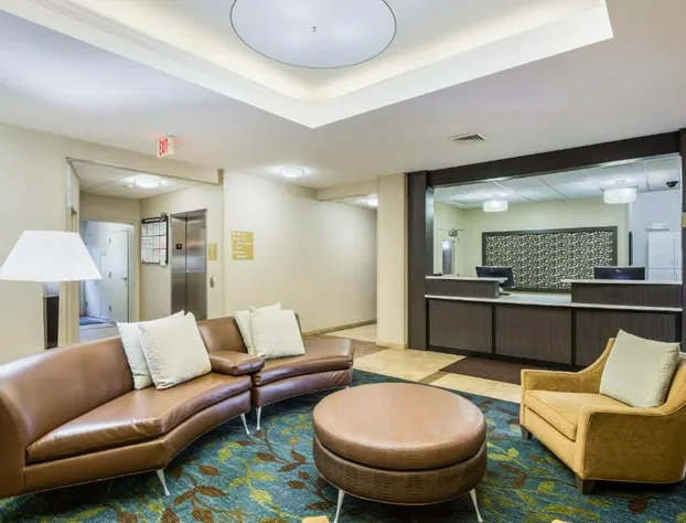 Candlewood Suites Virginia Beach Town Center by IHG hotel detail image 4