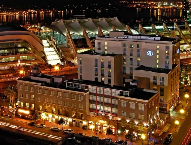 Hilton San Diego Gaslamp Quarter hotel detail image 1