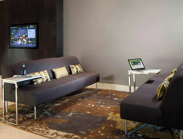 Courtyard by Marriott Miami Beach-South Beach hotel detail image 2