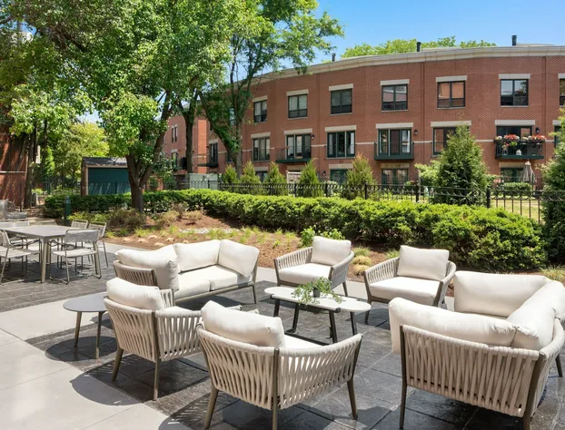 Courtyard by Marriott Chicago at Medical District/UIC hotel detail image 1