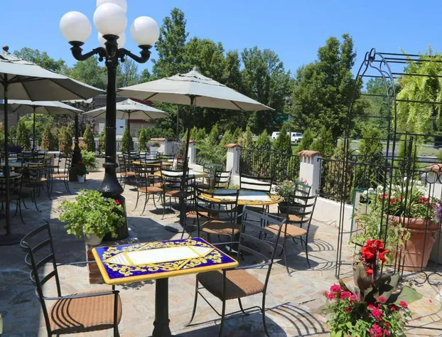 Best Western Plus Fairfield Executive Inn hotel detail image 1