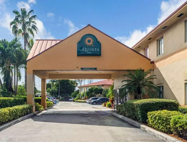 La Quinta by Wyndham Fort Lauderdale Pompano Beach hotel detail image 3