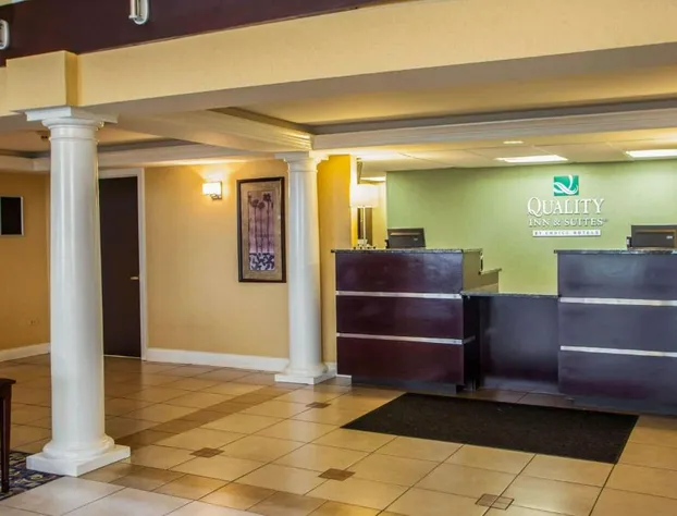 Quality Inn and Suites St Charles - West Chicago hotel detail image 2