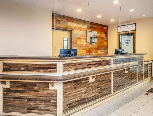 Econo Lodge Naval Station Norfolk hotel detail image 2