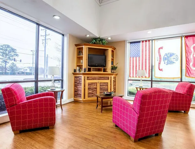 Econo Lodge Naval Station Norfolk hotel detail image 4